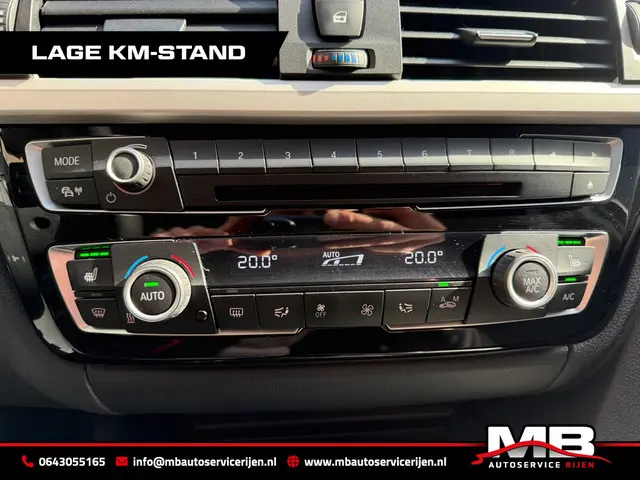 BMW 3 Serie 320i Centennial Executive 2016 Benzine 12