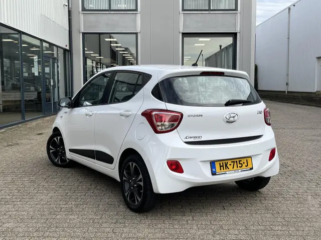 Hyundai i10 1.0i i-Motion Comfort 2015 Benzine 8