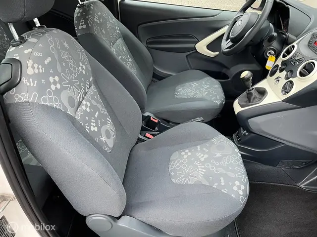 Ford Ka 1.2 Style start/stop 2015 Benzine 6