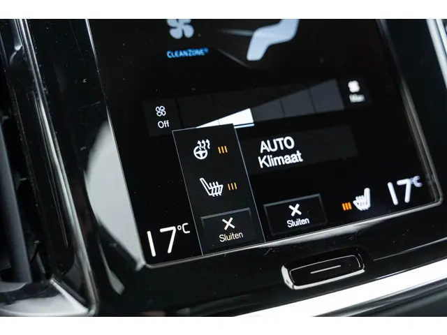 Volvo V60 2.0 B4 R-Design 2020 Benzine 40