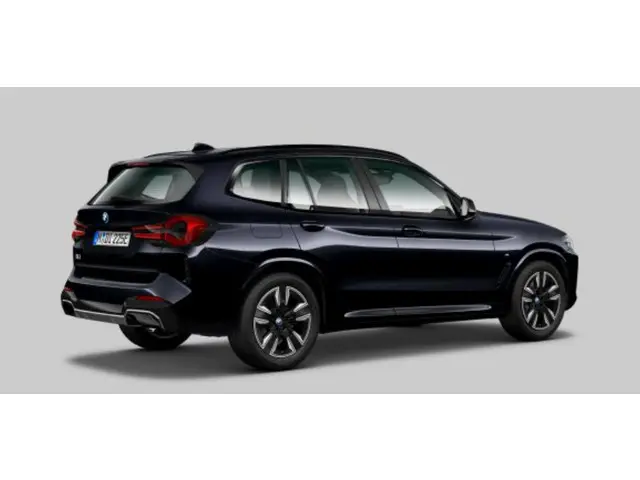 BMW iX3 Executive 80 kWh 2023 Elektrisch 12