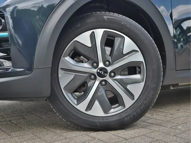 Kia e-Niro ExecutiveLine 64 kWh 3-Fase 2022 Elektrisch 8