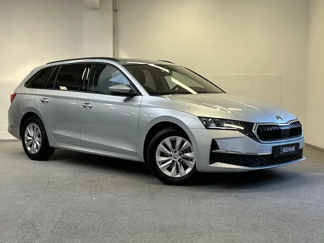 Škoda Octavia Combi 1.5 TSI Edition 2024 Benzine 6