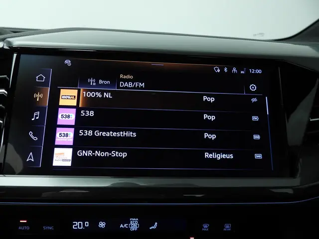 Audi Q4 e-tron 35 S edition 55 kWh 2022 Elektrisch 36