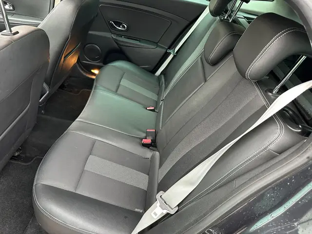 Renault Mégane Estate 1.4 TCe Bose 2012 Benzine 13