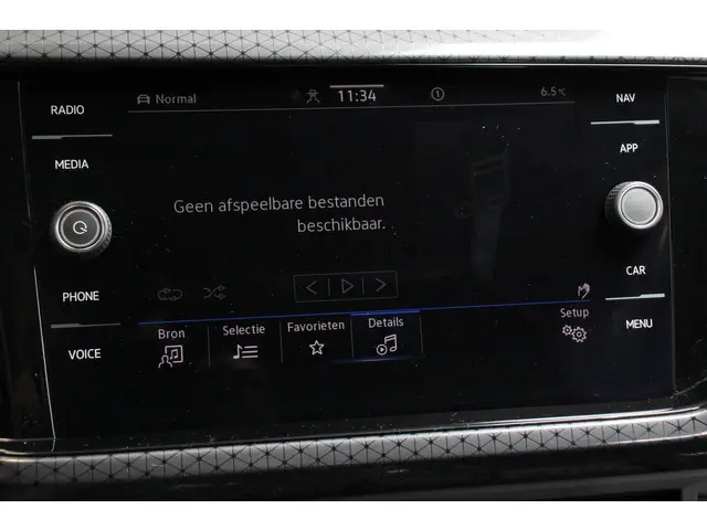 Volkswagen T-Cross 1.5 TSI DSG Style Team 2021 Benzine 23