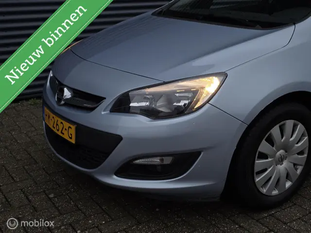 Opel Astra Sports Tourer 1.4 Turbo Edition 2015 Benzine 5