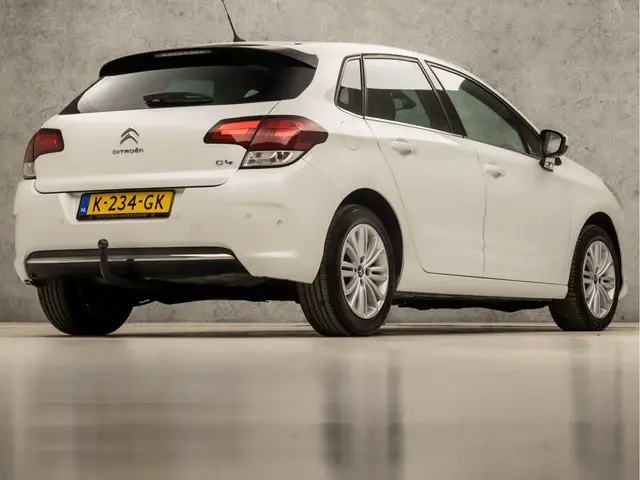 Citroën C4 1.2 PureTech Sport 2016 Benzine 5