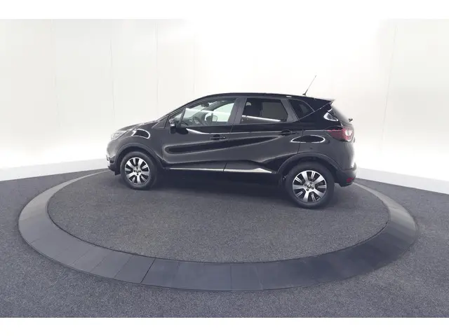 Renault Captur TCe 90 Limited 2017 Benzine 60