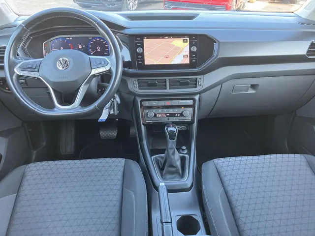 Volkswagen T-Cross 1.0 TSI/115PK Life DSG 2020 Benzine 7