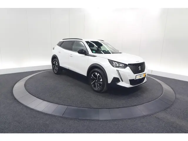 Peugeot 2008 PureTech 130 EAT8 Allure 2023 Benzine 6