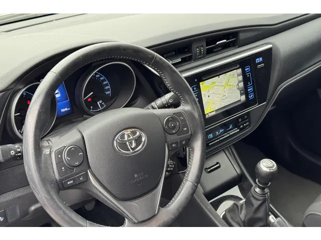 Toyota Auris 1.3 Aspiration 2017 Benzine 10