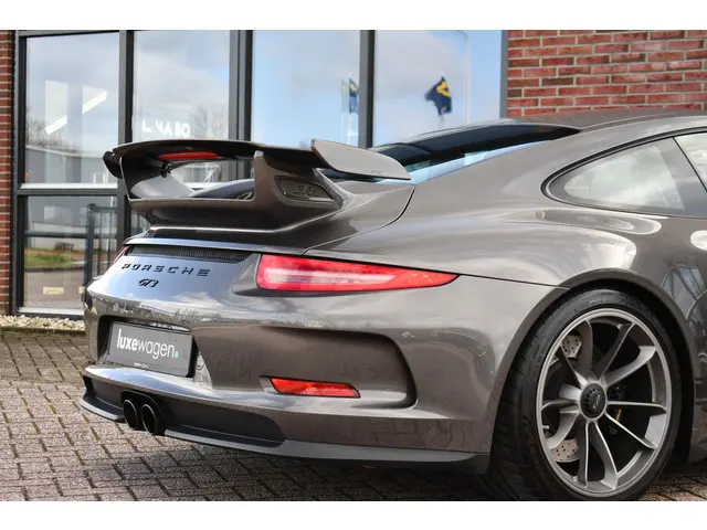 Porsche 911 3.8 GT3 2015 Benzine 22