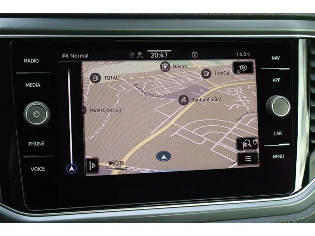 Volkswagen T-Roc Cabrio 1.5 TSI R-Line 2021 Benzine 26