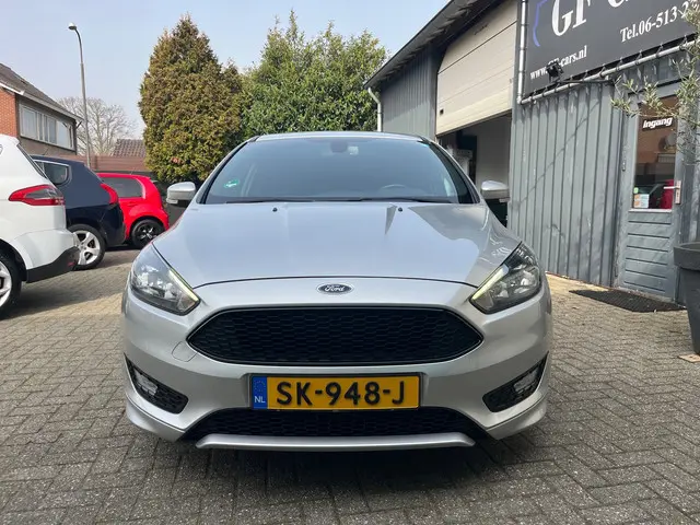 Ford Focus 1.0 ST-Line 2018 125PK /NAVI /LED 2018 Benzine 4