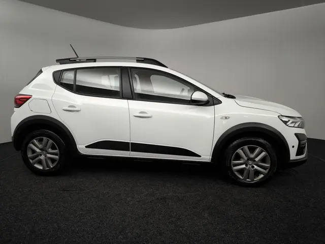 Dacia Sandero Stepway 1.0 TCe 90 Comfort 2023 Benzine 17