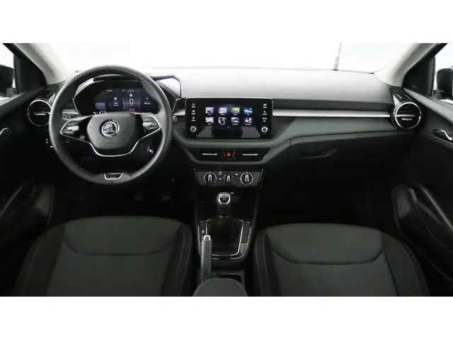 Škoda Fabia 1.0 TSI 95pk Selection 2024 Benzine 36