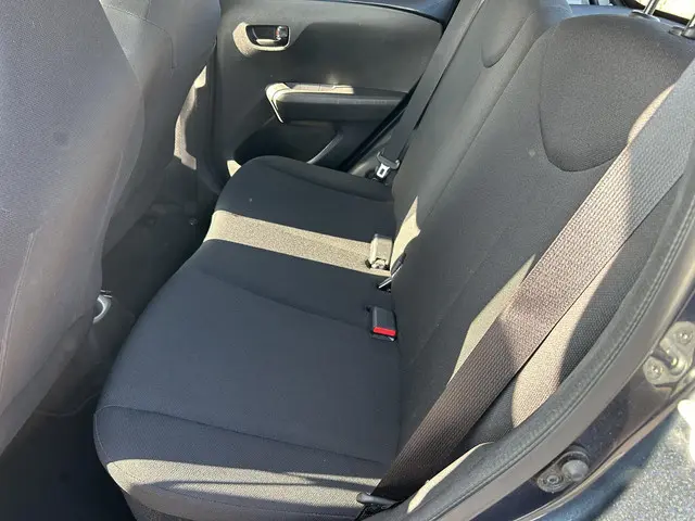 Peugeot 108 1.0 e-VTi Active AUTOMAAT / Airco 2017 Benzine 26