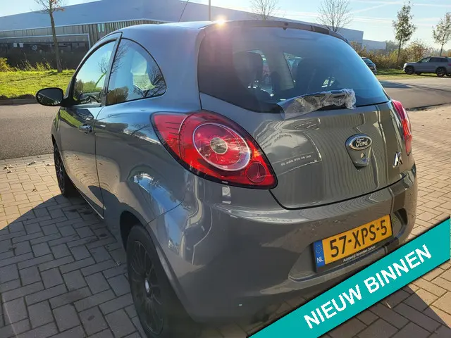 Ford Ka 1.2 Champions Edition start/stop 2012 Benzine 5