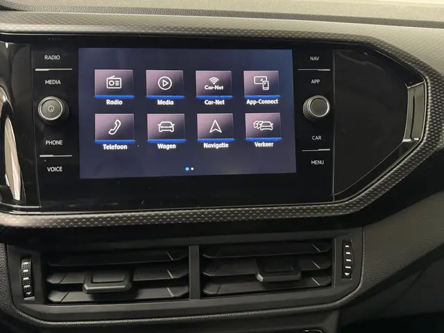 Volkswagen T-Cross 1.0 TSI Life 2020 Benzine 33