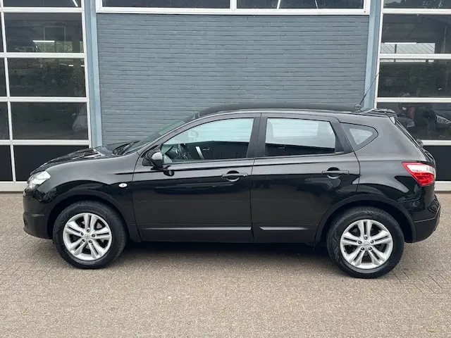 Nissan QASHQAI 1.6 Acenta 2012 Benzine 2