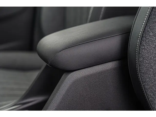 Honda Jazz 1.5i e:HEV ELEGANCE 2022 Hybride Benzine 25