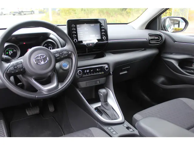 Toyota Yaris 1.5 Hybrid Dynamic 2022 Hybride Benzine 3