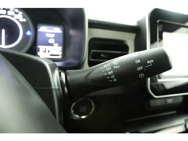 Suzuki Ignis 1.2 Smart Hybrid Style 2021 Benzine 32