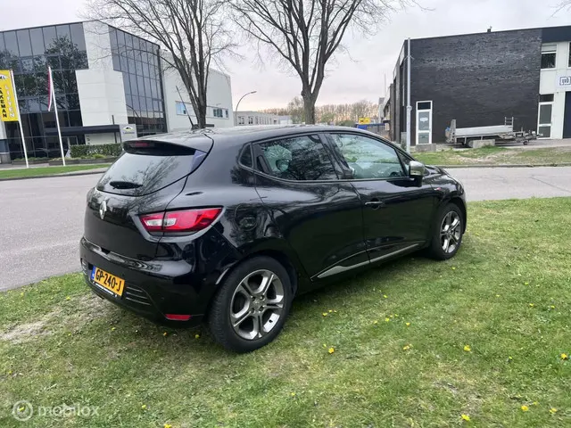 Renault Clio 0.9 TCe Authentique 2015 Benzine 6