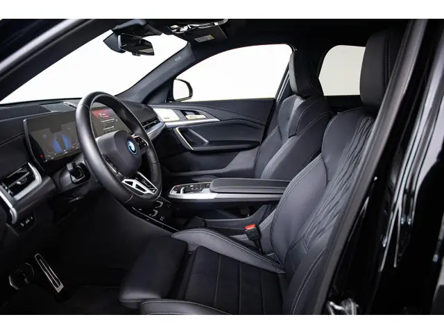 BMW iX2 xDrive30 67 kWh 2024 Elektrisch 4