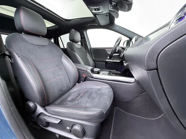 Mercedes-Benz EQA 250 AMG Line 67 kWh 2022 Elektrisch 46