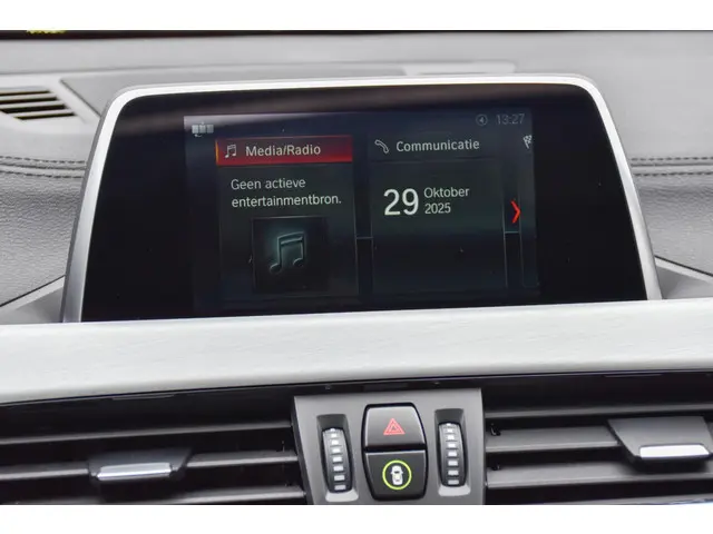 BMW X2 sDrive20i High Executive 2018 Benzine 33