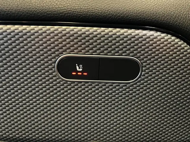 Mercedes-Benz GLA 180 2021 Benzine 14