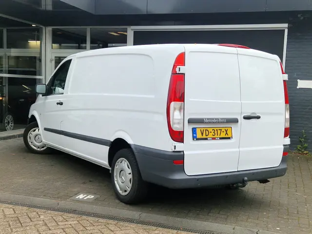 Mercedes-Benz Vito 3
