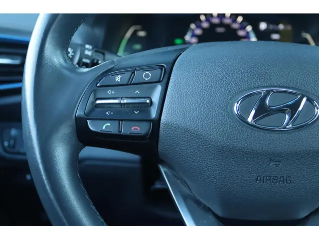 Hyundai IONIQ 1.6 GDi I-MOTION AUT. 2017 Hybride Benzine 19