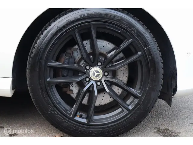 Mercedes-Benz M-Klasse 500 2013 Benzine 39