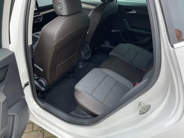 SEAT Leon 1.4 TSI eHybrid PHEV FR 2021 Hybride Benzine 13