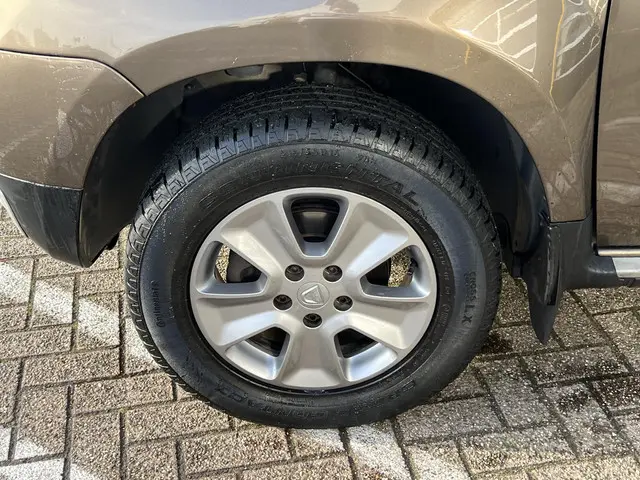 Dacia Duster 1.2 TCe 125 Lauréate 2017 Benzine 19