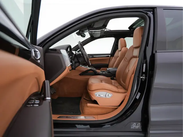 Porsche Cayenne 4.2 D S 2013 Diesel 8