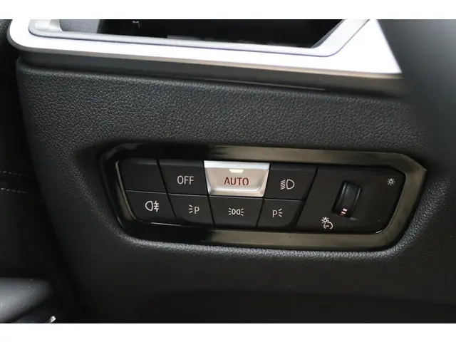 BMW 3 Serie Touring 320e 2024 Hybride Benzine