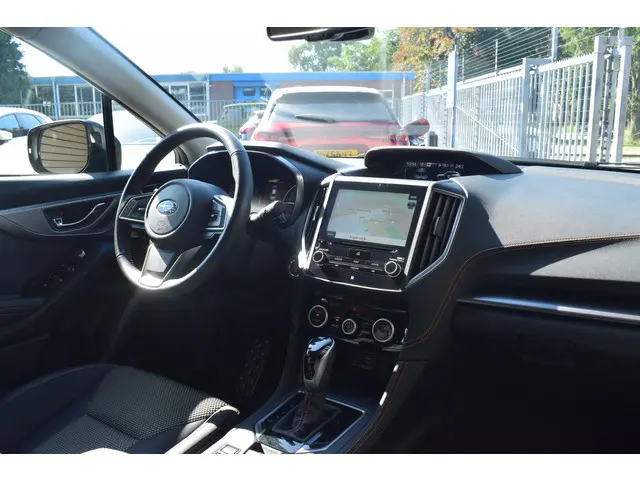 Subaru XV 2.0i e-BOXER Luxury 2022 Hybride Benzine 16