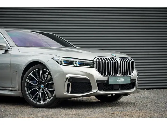 BMW 7 Serie 745e High Executive 2019 Hybride Benzine 63