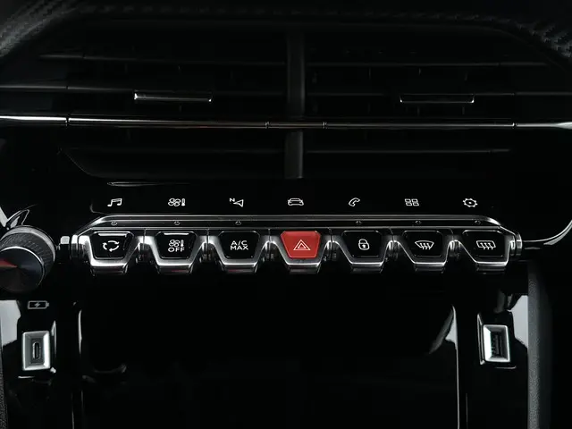 Peugeot 208 1.2 PureTech 130pk Allure Pack 2022 Benzine 21