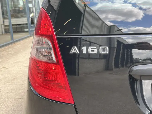 Mercedes-Benz A-Klasse 160 Business Class 2012 Benzine 39