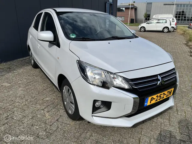Mitsubishi Space Star 1.2 Connect+ 2022 Benzine 14