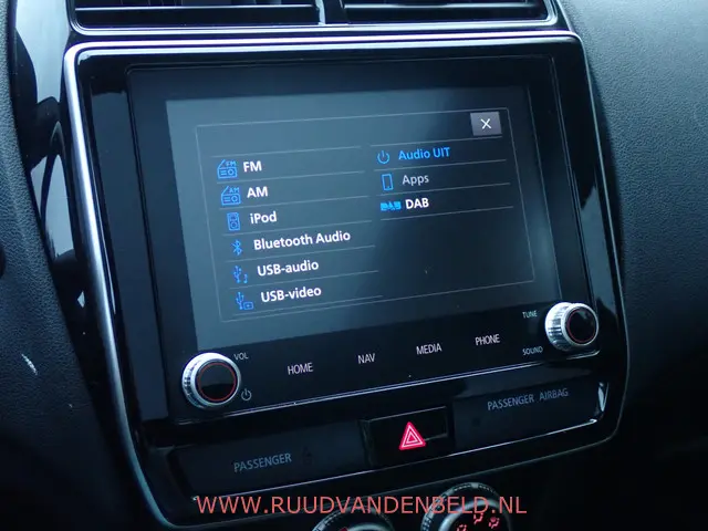 Mitsubishi ASX 2.0 Instyle 2019 Benzine 18