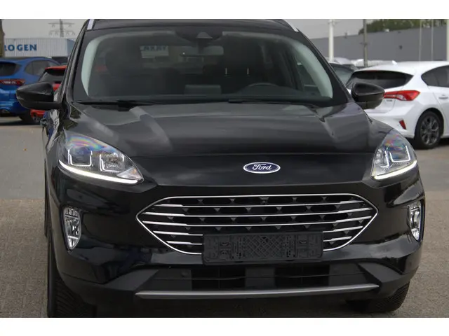 Ford Kuga 2.5 FHEV Titanium 2023 Hybride Benzine 5