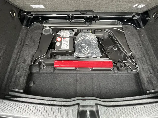 Mercedes-Benz B-Klasse 180 Launch Edition 2020 Benzine 25