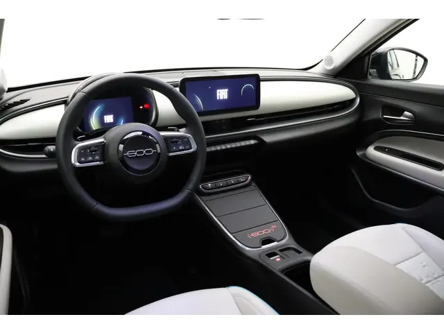 Fiat 600 1.2 Hybrid La Prima 2024 Benzine 10
