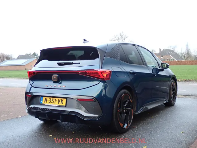 CUPRA Born Copper Edition One 62 kWh 2021 Elektrisch 4